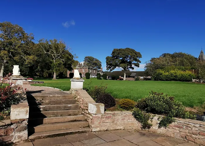 Lunan House